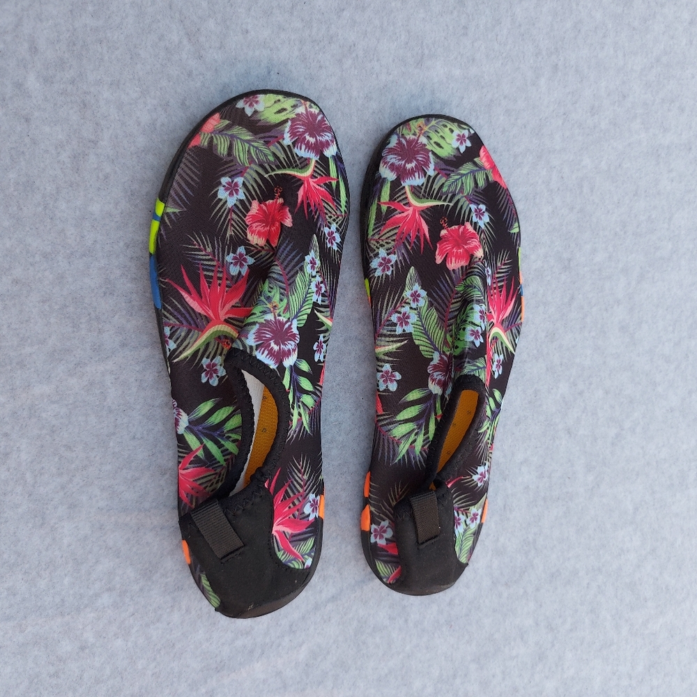 beach sandals - Picture 10 of 10